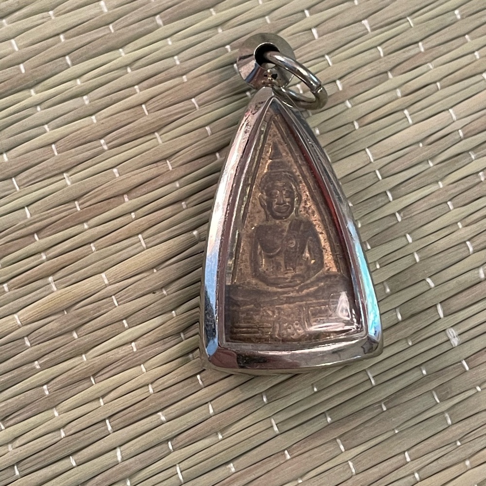VINTAGE 3-D Double-Sided Buddha Pendant - Unisex - Picture 2 of 4